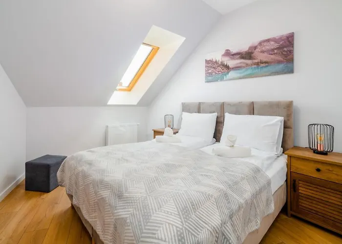 Daire Stone Hill - 8a37 *